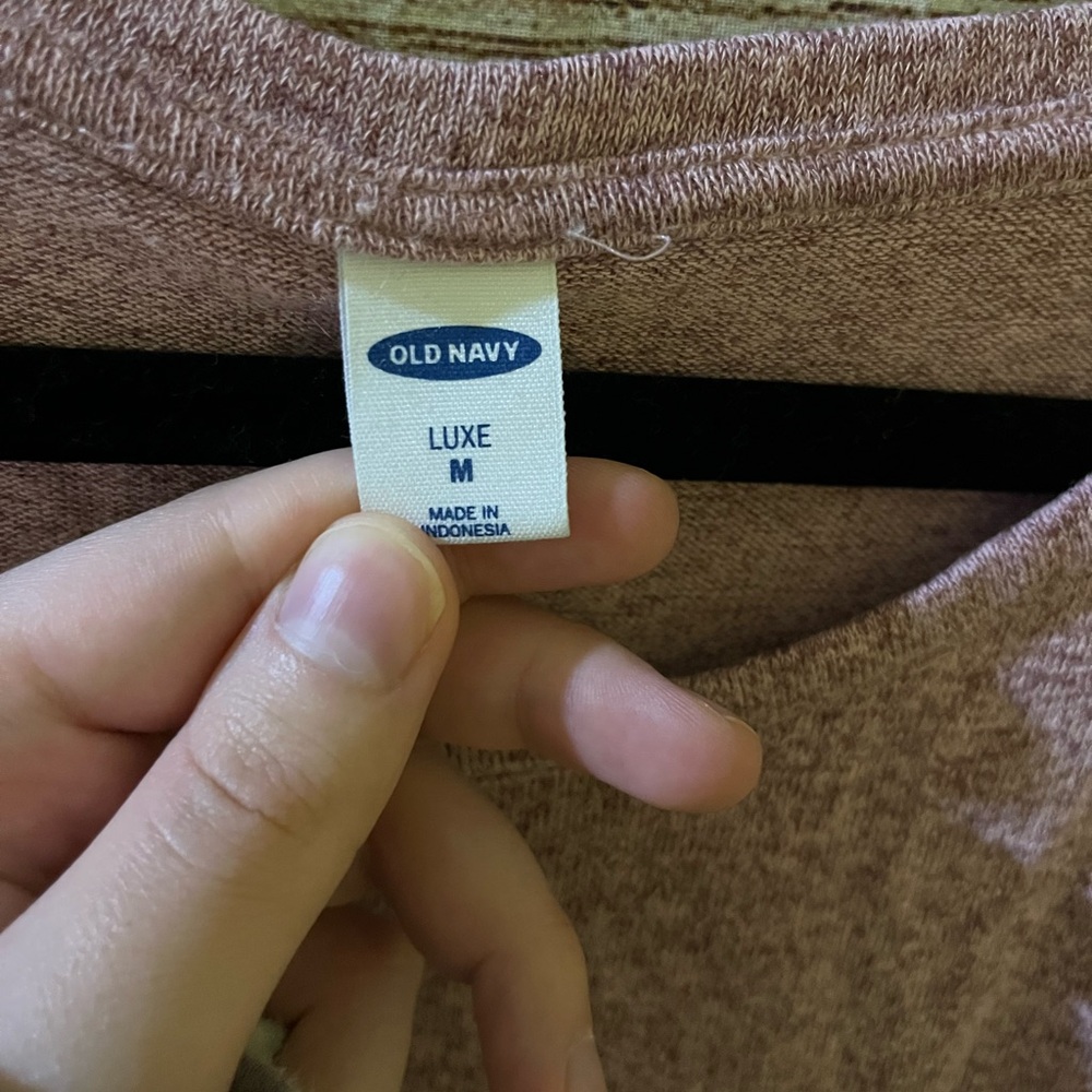 🤎3/$10 Old Navy Women's Heathered Pink Long Sleeve Tee - Picture 5 of 5